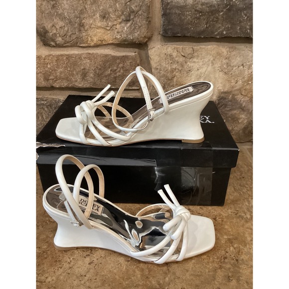 Badgley Mischka Shoes - Badgley Mischka Luciana White Leather Wedge Sandal MP7224 Strappy Bow Heel 7 New